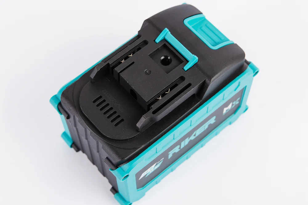 Батарея акумуляторна Riker RB 12A (21700)