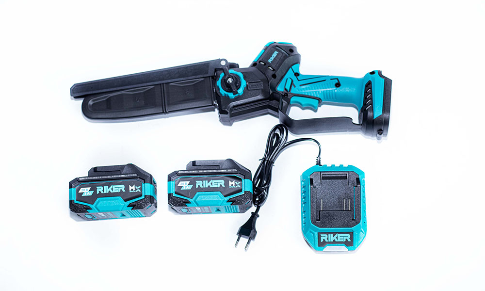 Акумуляторна пила ланцюгова Riker RCS 20/8MW